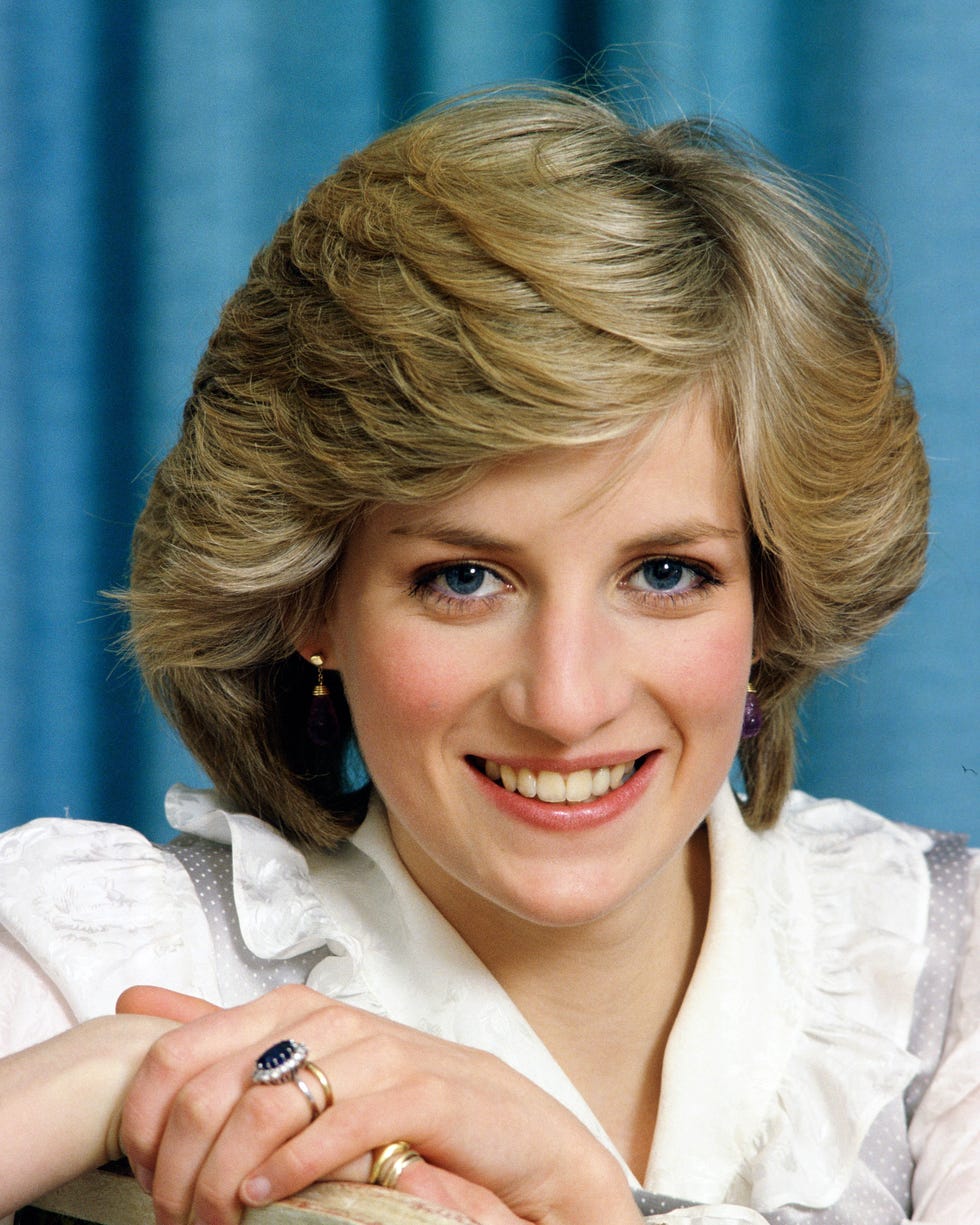 princess charlotte looks just like princess diana in new birthday picture