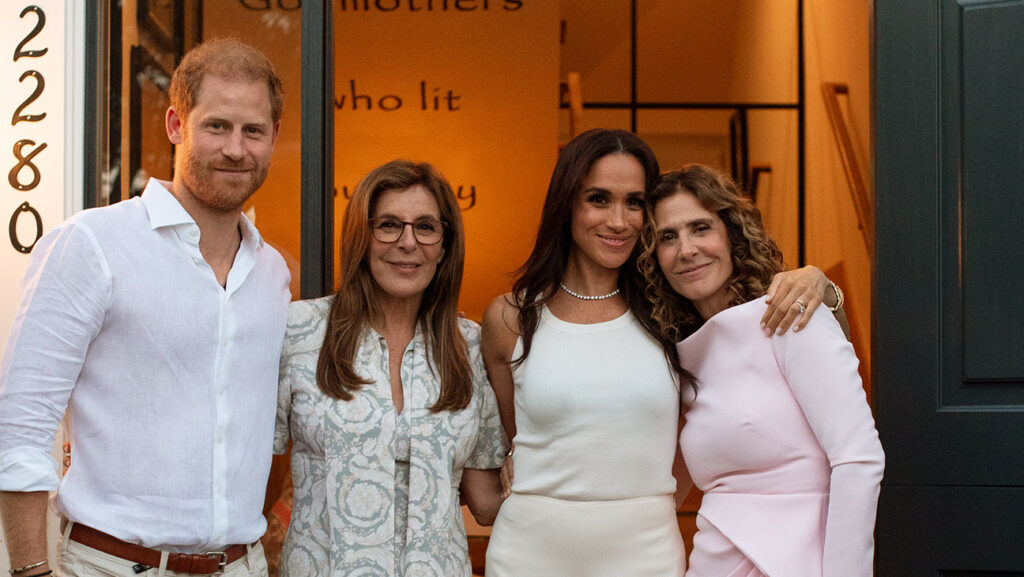 Prince Harry and Meghan Markle with Godmothers bookstore founders