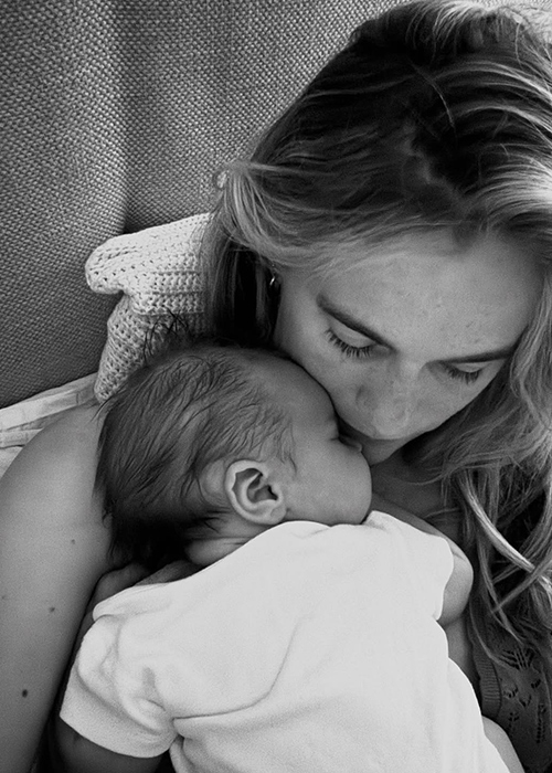 Cressida and her newborn daughter. Pic: Cressida Bonas/Instagram