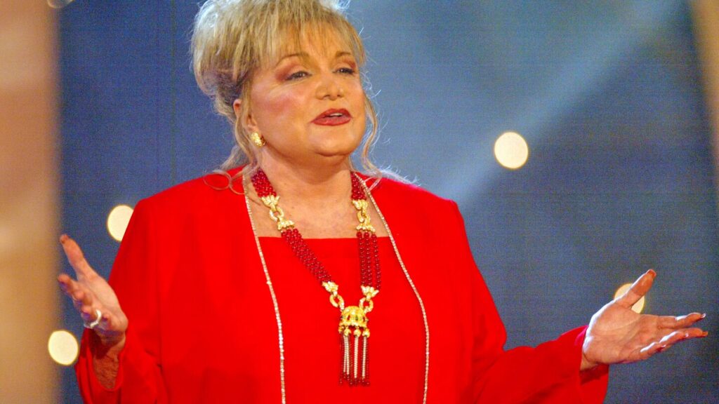 Connie Francis, 'Pretty Little Baby' singer, dies at 87