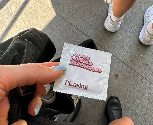 Pleasing by Harry Styles has been handing out free condoms that say "I'm for planned parenthood".
