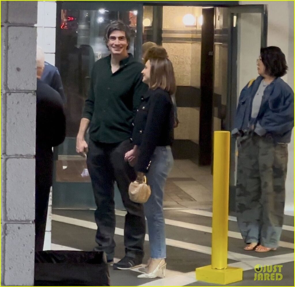 Brandon Routh and Rachael Leigh Cook out on a date