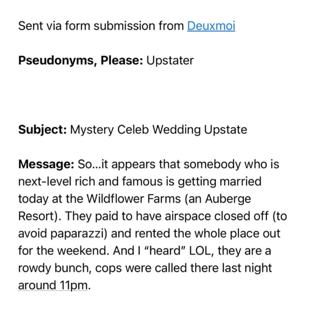 Which rich & famous couple supposedly got married recently & paid to have the airspace closed off to avoid paparazzi?
