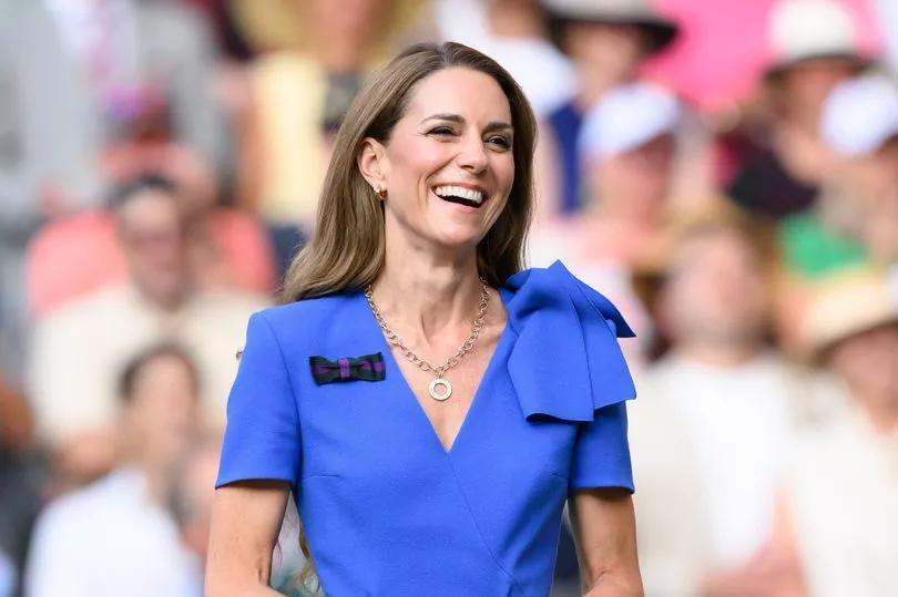 Royal insider warns 'we have to accept real possibility' about Harry and William's feud – NewsBreak: Local News & Alerts Royal insider warns 'we have to accept real possibility' about Harry and William's feud - NewsBreak: Local News & Alerts