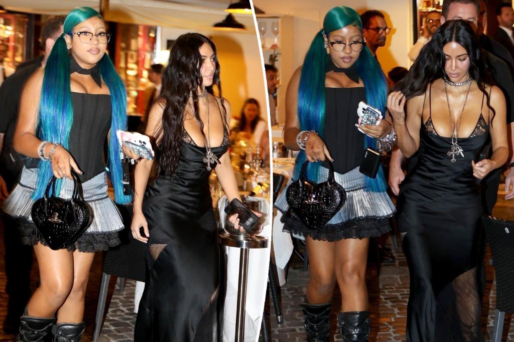 North West rocks corset and 5-inch platform boots with mom Kim Kardashian in Rome North West rocks corset and 5-inch platform boots with mom Kim Kardashian in Rome