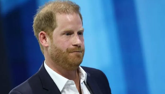 Prince Harry receives new stern warning