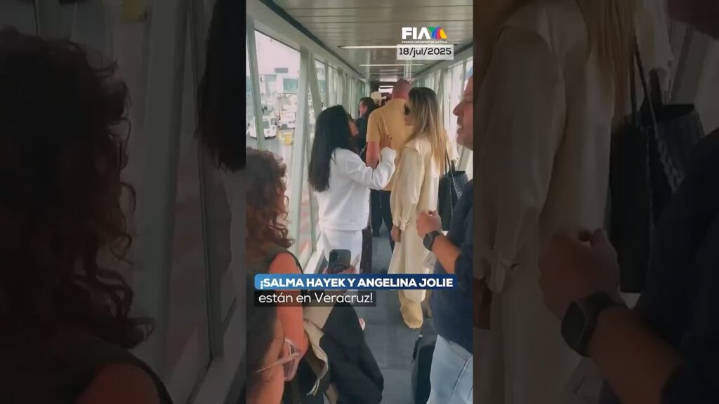 Salma Hayek y Angelina Jolie visitan Veracruz y disfrutan su cultura y tradiciones Salma Hayek y Angelina Jolie visitan Veracruz y disfrutan su cultura y tradiciones