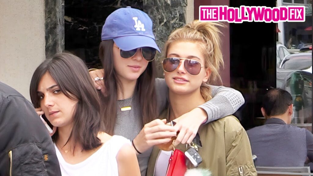 Kendall Jenner, Hailey Bieber & Lauren Perez Grab Lunch & Go Shopping With Friends In Beverly Hills Kendall Jenner, Hailey Bieber & Lauren Perez Grab Lunch & Go Shopping With Friends In Beverly Hills
