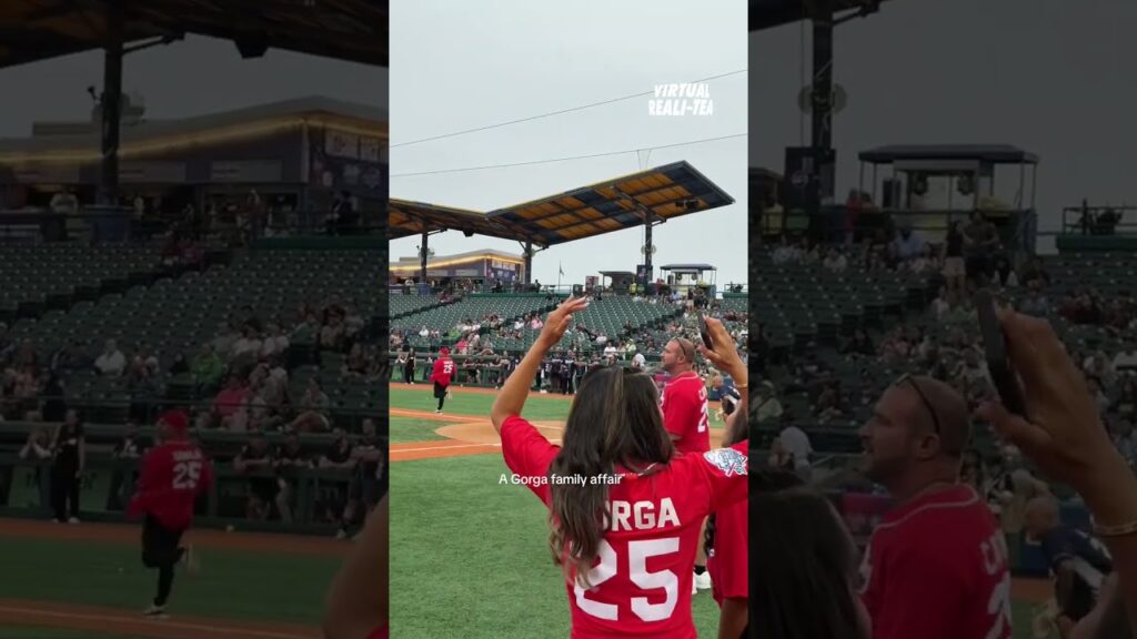 Melissa and Antonia cheering on Joe at the Battle for Brooklyn game 🤣 | Virtual Reali-Tea #shorts