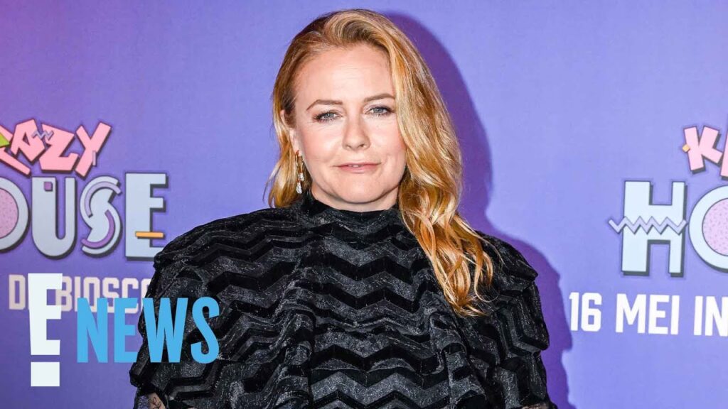 Alicia Silverstone Reveals Why She Took Breaks From Acting | E! News