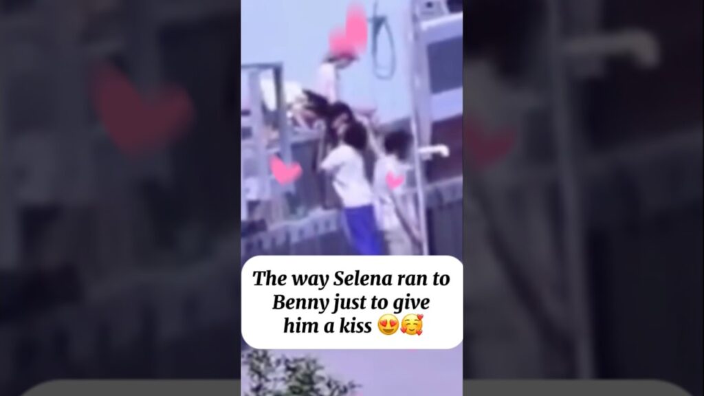 The way Selena ran to Benny just to give him a kiss 😍#love #bennyblanco #selenagomez