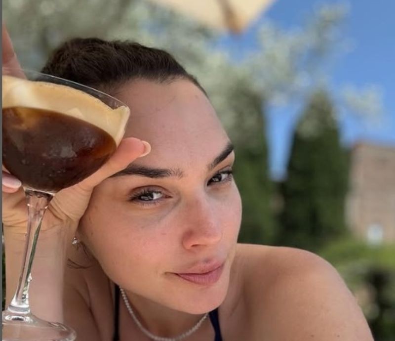 There’s pressure on celebrities to speak against Israel: Gal Gadot on poor performance of Snow White at BO | Indiablooms There’s pressure on celebrities to speak against Israel: Gal Gadot on poor performance of Snow White at BO | Indiablooms