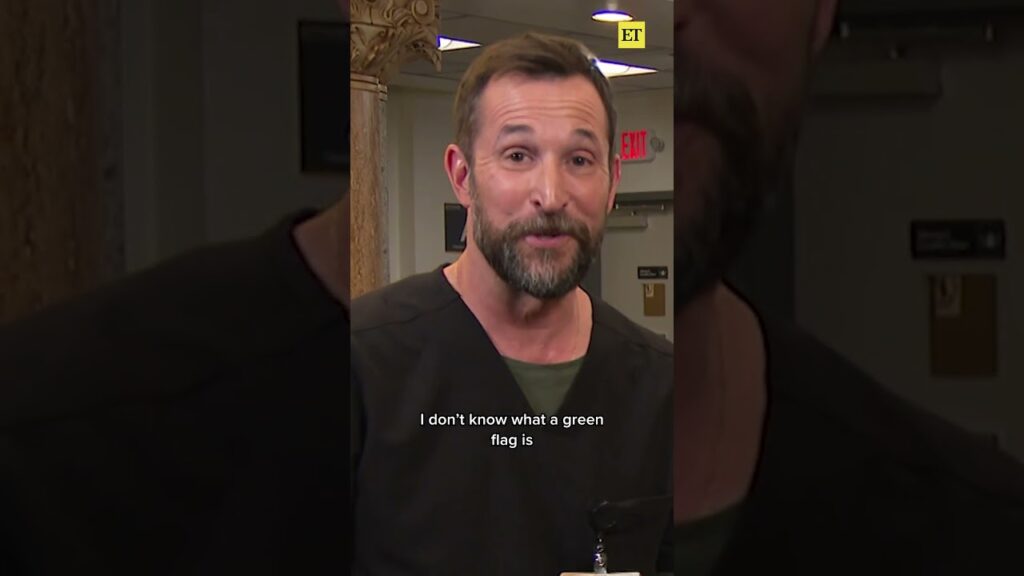 'The Pitt' Star Noah Wyle Finds Out What a 'Green Flag' Is #noahwyle #thepitt #shorts