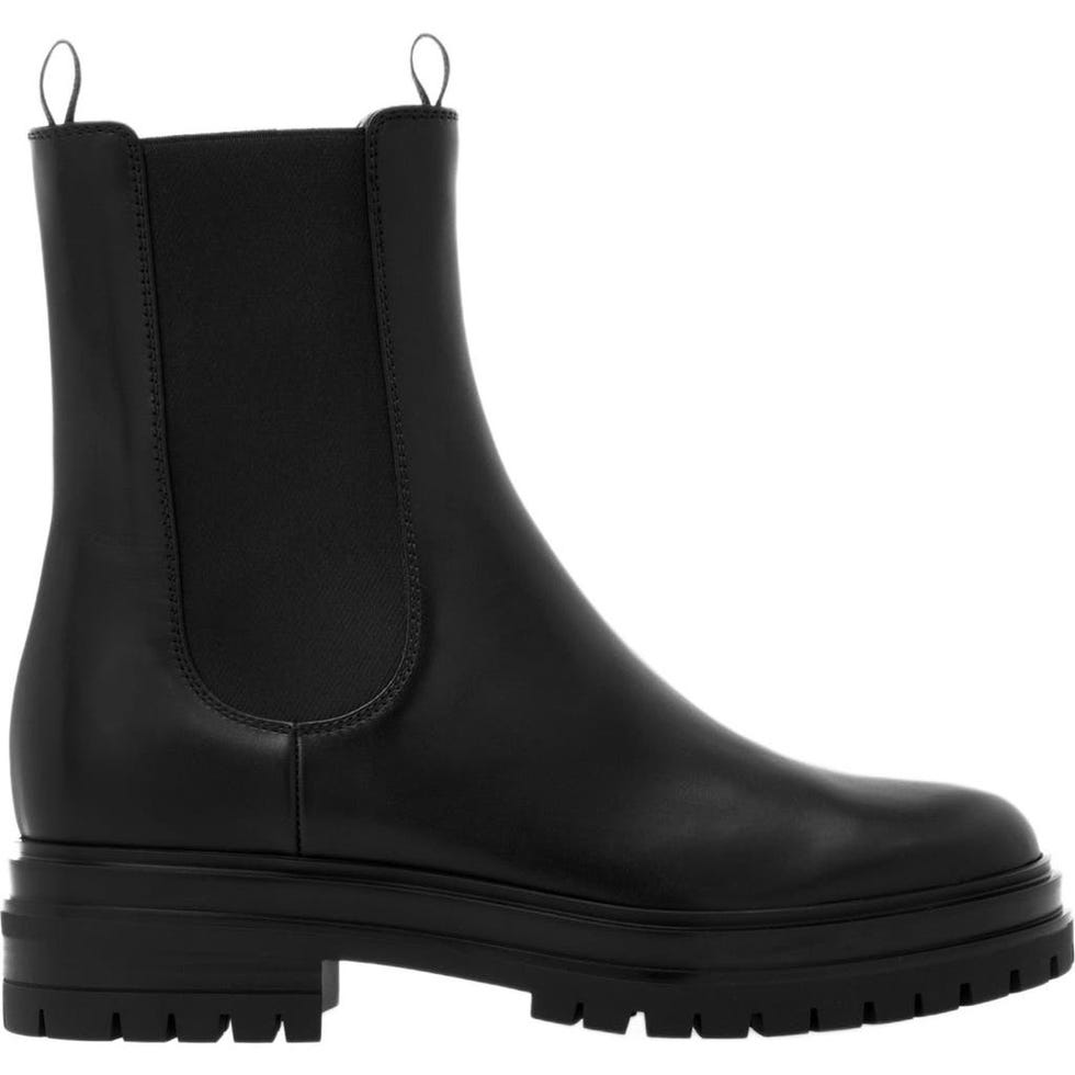 Chester Chelsea Boots