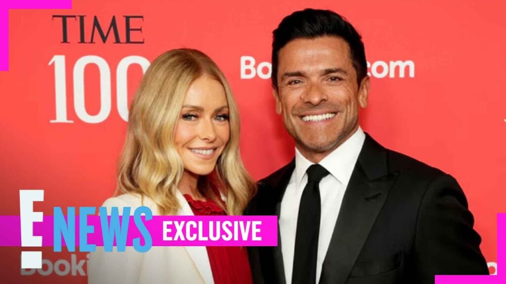 Kelly Ripa, Mark Consuelos: First Look at ‘Live’ New Filming Location | E! News Kelly Ripa, Mark Consuelos: First Look at ‘Live’ New Filming Location | E! News