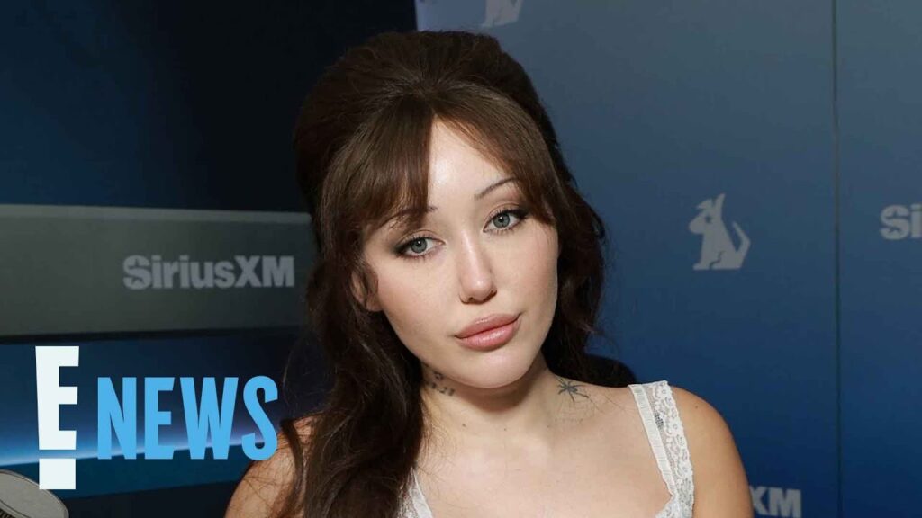 Noah Cyrus on Family Drama—And the One Factor That Puts an End to It | E! News Noah Cyrus on Family Drama—And the One Factor That Puts an End to It | E! News