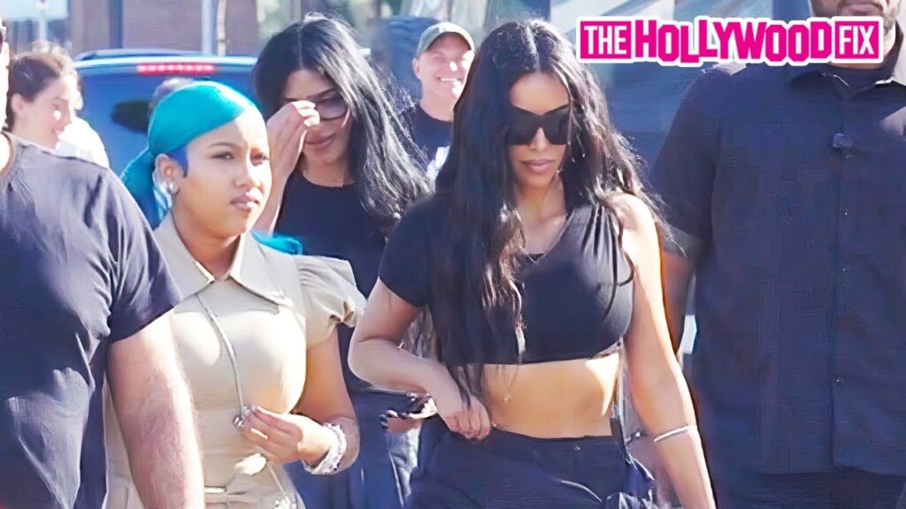 Kim Kardashian & North West Tour The Ancient Colosseum & Historical Landmarks In Rome, Italy Kim Kardashian & North West Tour The Ancient Colosseum & Historical Landmarks In Rome, Italy