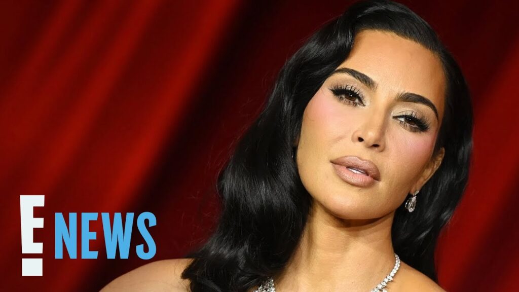Kim Kardashian Steps Out With Polarizing Ensemble in Venice | E! News Kim Kardashian Steps Out With Polarizing Ensemble in Venice | E! News