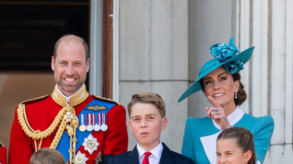 Arching windows, a grand entrance way and huge fireplaces; Photographs reveal the grand Georgian interiors of Forest Lodge, Prince William and Kate Middleton’s new home Arching windows, a grand entrance way and huge fireplaces; Photographs reveal the grand Georgian interiors of Forest Lodge, Prince William and Kate Middleton's new home