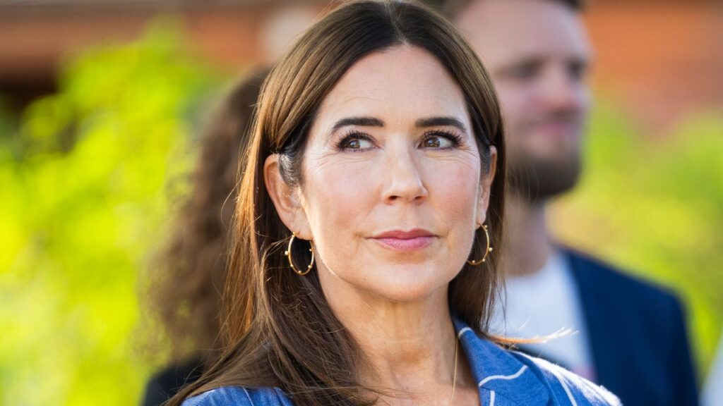 Queen Mary of Denmark channels Kate Middleton as she offers a rare glimpse at her private home Queen Mary of Denmark channels Kate Middleton as she offers a rare glimpse at her private home