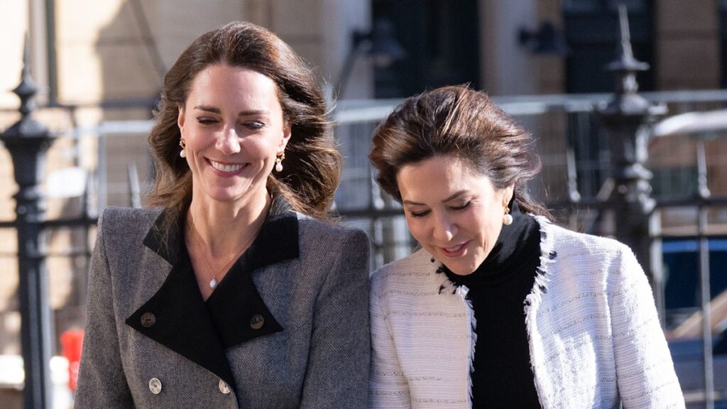 Queen Mary of Denmark is the spitting image of Kate Middleton in dazzling gold accessory