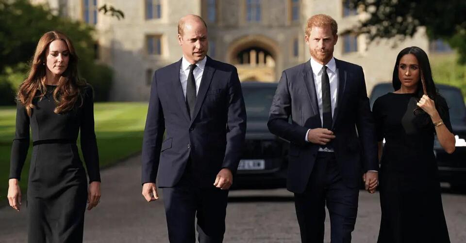 Royal Wedding Crisis: Kate Middleton Urges Prince William ‘To Be The Bigger Man’ As Couple Is Set To Come Face-To-Face With Prince Harry and Meghan Markle At Family Event Royal Wedding Crisis: Kate Middleton Urges Prince William 'To Be The Bigger Man' As Couple Is Set To Come Face-To-Face With Prince Harry and Meghan Markle At Family Event