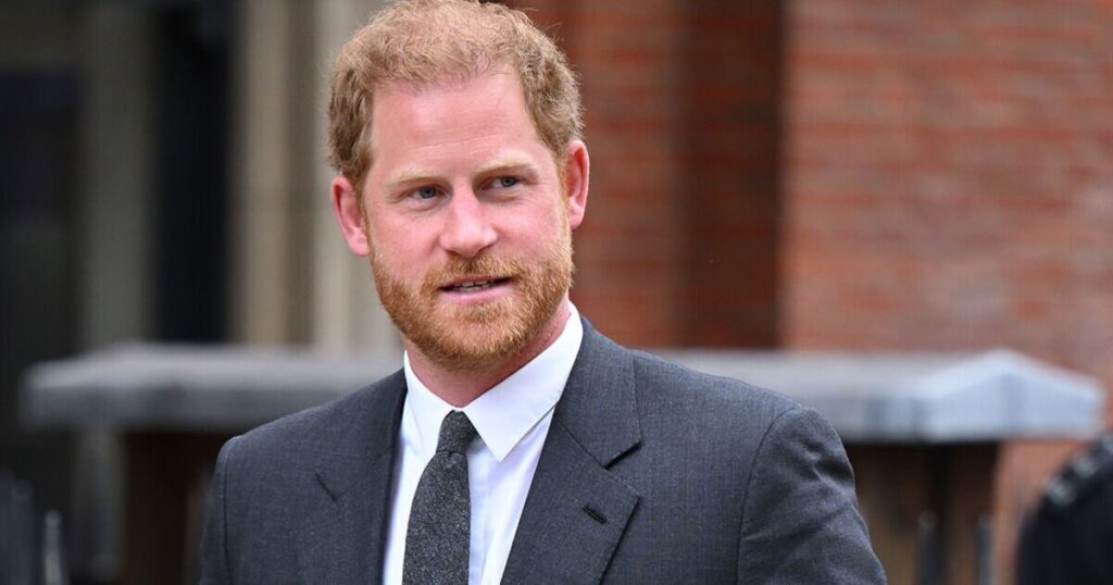 Prince Harry given surprising advice to boost his popularity | Royal | News