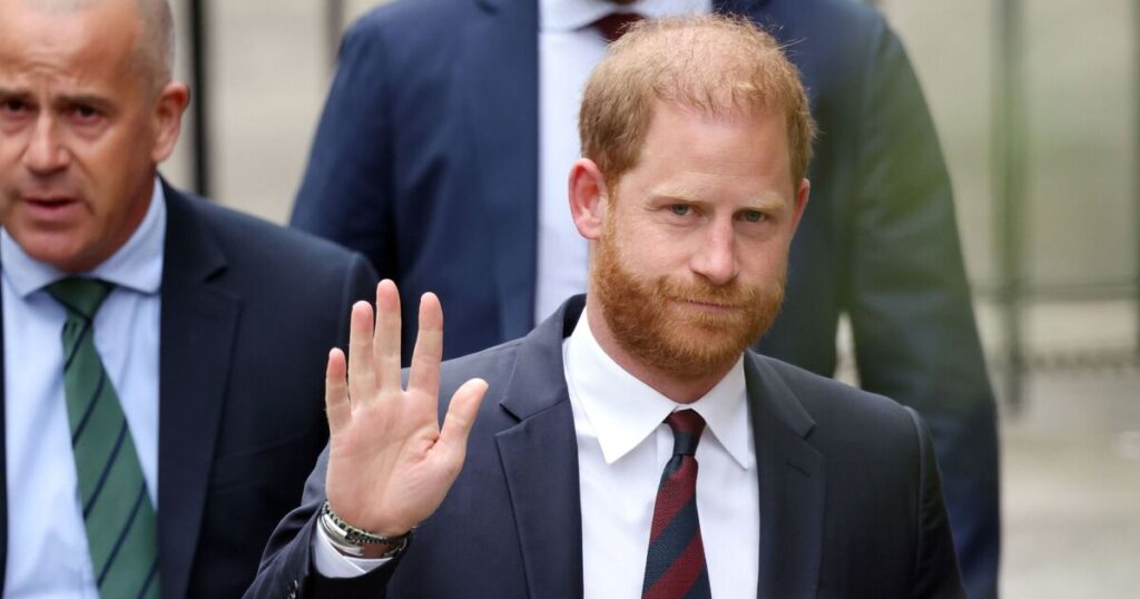 Prince Harry secretly places letter at event in major move to heal rift | Royal | News