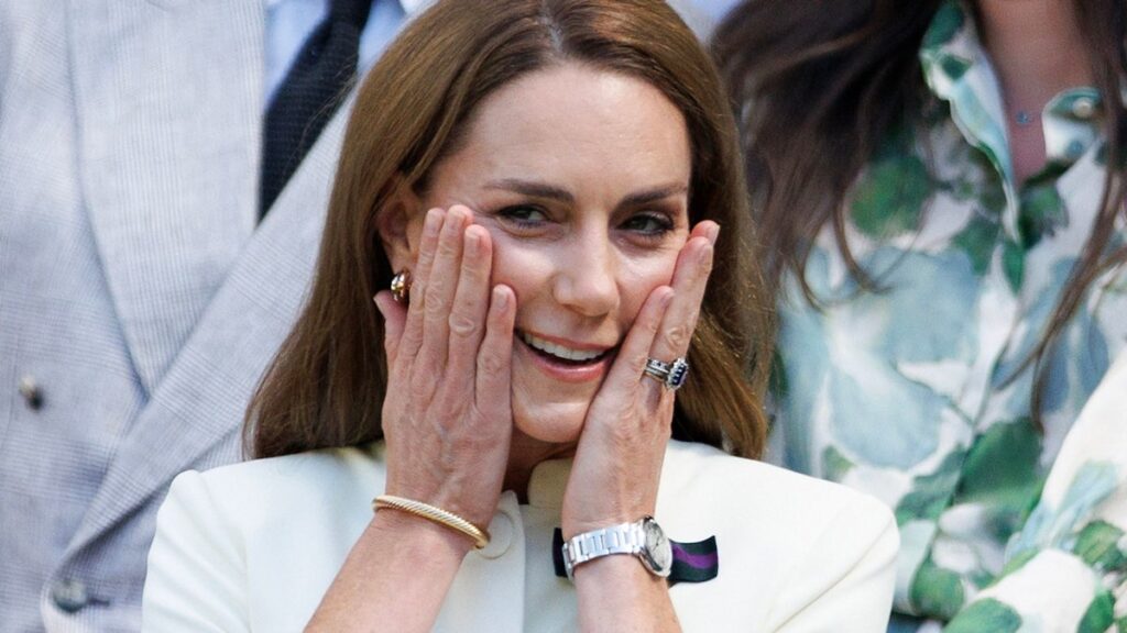 Kate Middleton loses top spot as UK’s favourite royal Kate Middleton loses top spot as UK’s favourite royal