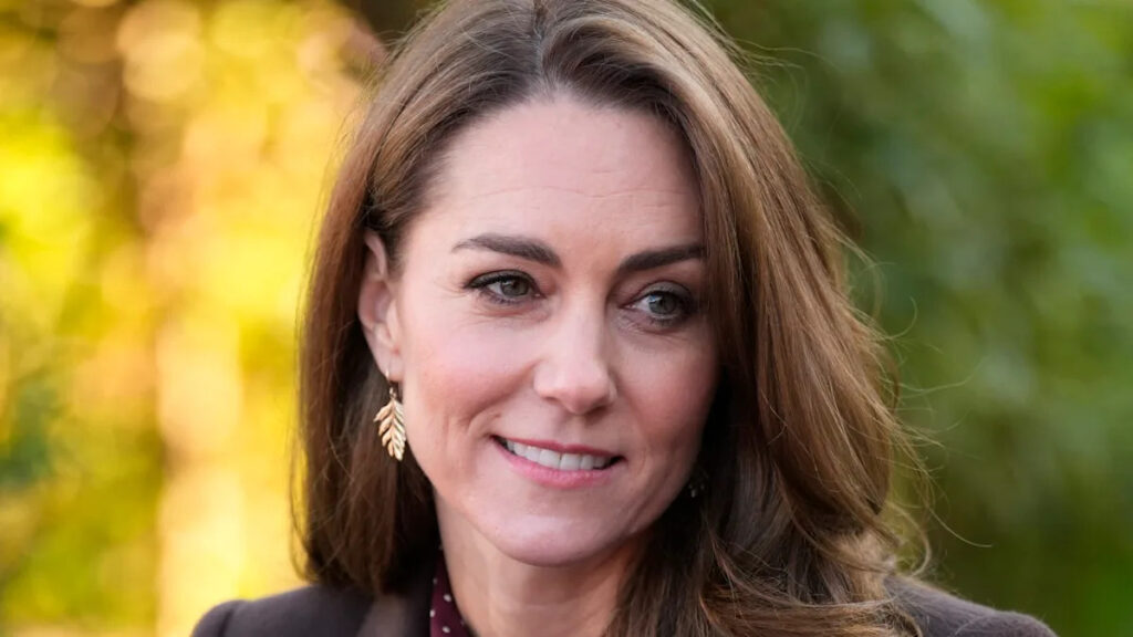 Kate Middleton Drops Jaws With Bold Hair Transformation in New Photos Yahoo entertainment home