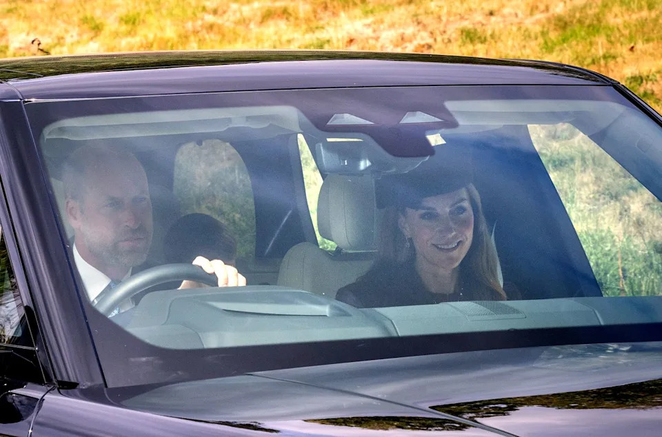<h1 class="title">Royals attend church service</h1><cite class="credit">Paul Campbell - PA Images/Getty Images</cite>