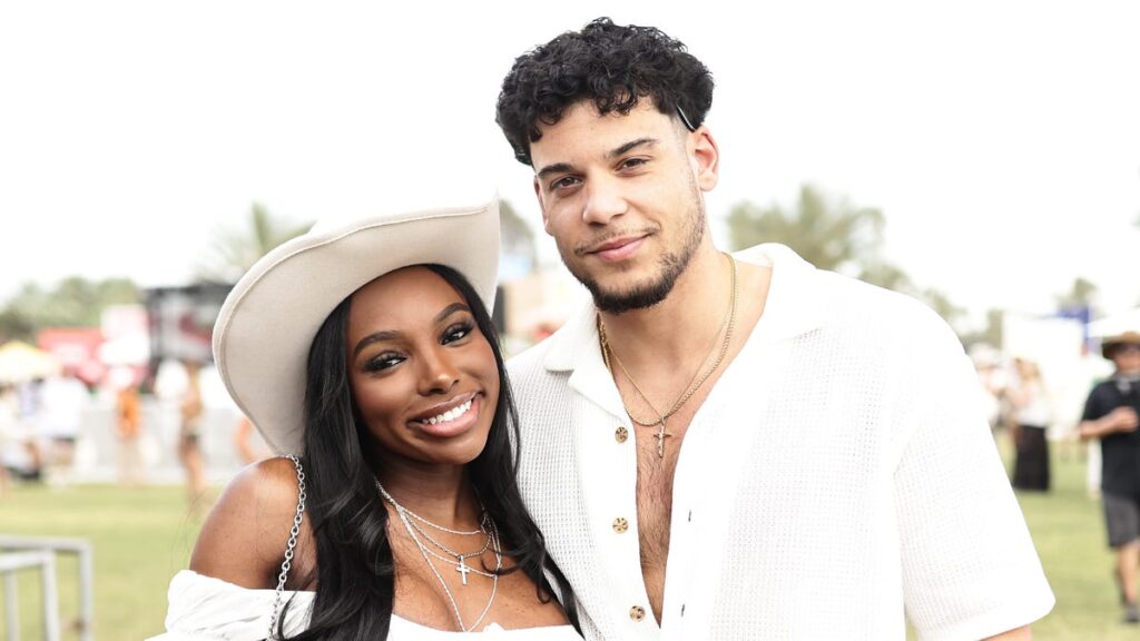 'Love Island's' JaNa Craig breaks silence on Kenny Rodriguez split