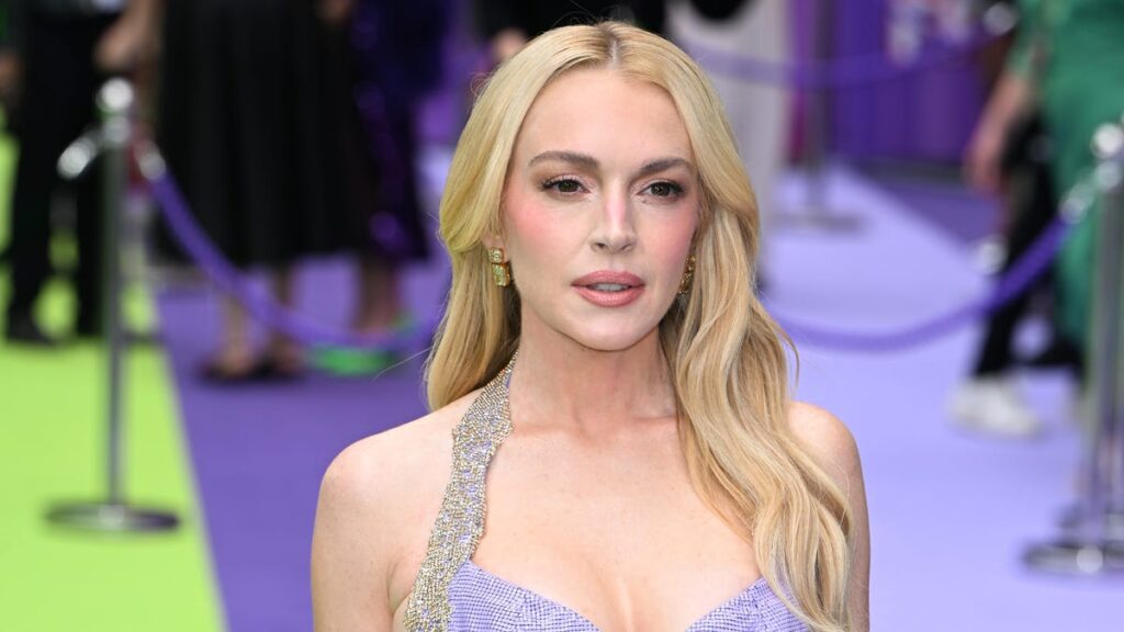 Lindsay Lohan recreates 'Freaky Friday,' 'Parent Trap' looks