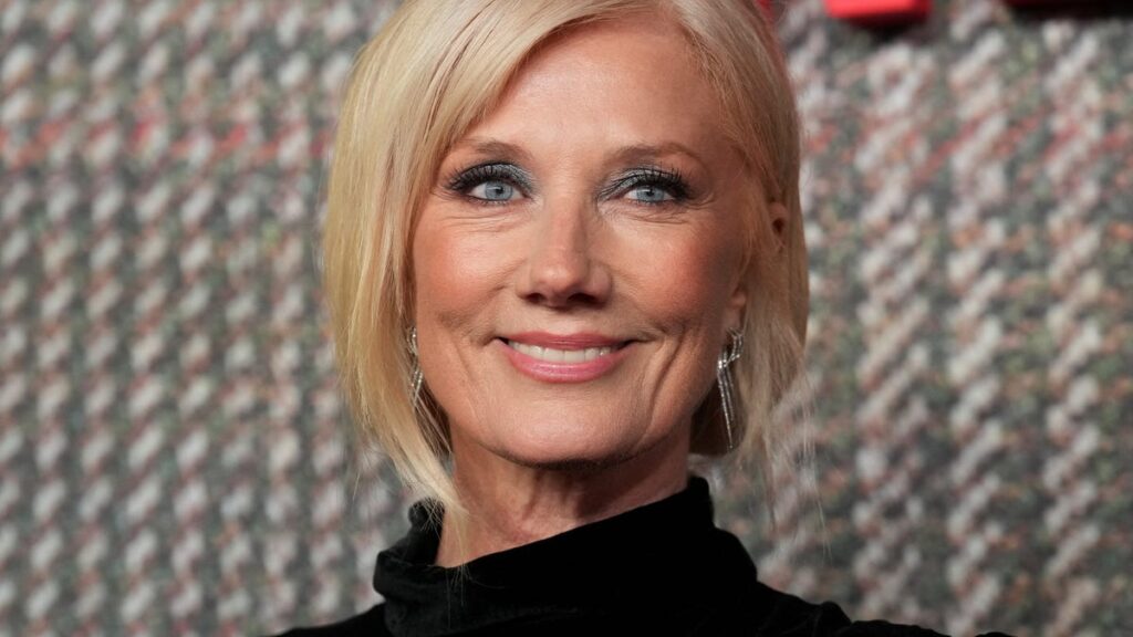 Joely Richardson gushes over Pamela Anderson and Liam Neeson pics