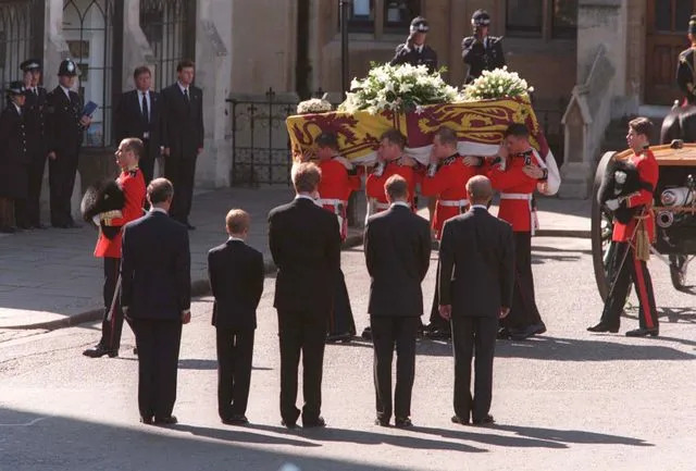 Getty Prince Charles, Prince Harry, Charles Spencer, Prince William, and Prince Philip behind Princess Diana's coffin