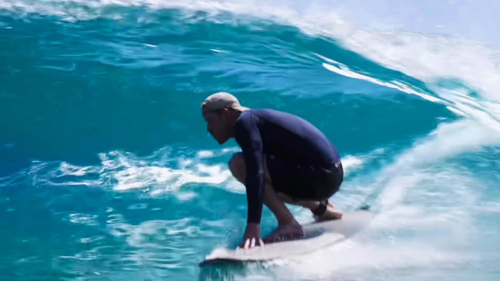 Meghan Markle Thirsts Over Footage of Prince Harry Surfing Calls Him a Fox VS 5Instagram 0 16