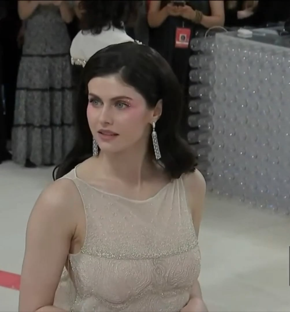 Alexandra Daddario at the Met Gala (05/01/23)