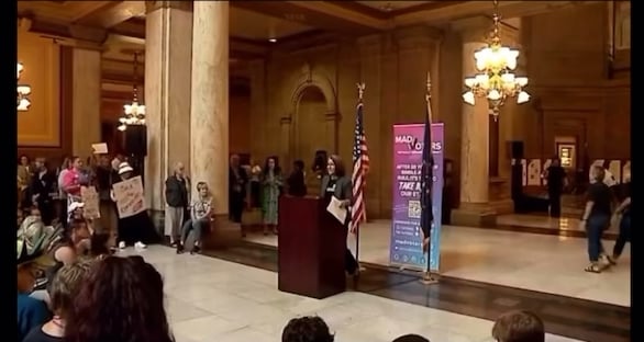 Brutal booing of JD Vance’s presence at Indiana Statehouse