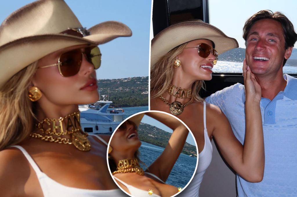 Brooks Nader suffers wardrobe malfunction while on a yacht in Italy Brooks Nader suffers wardrobe malfunction while on a yacht in Italy