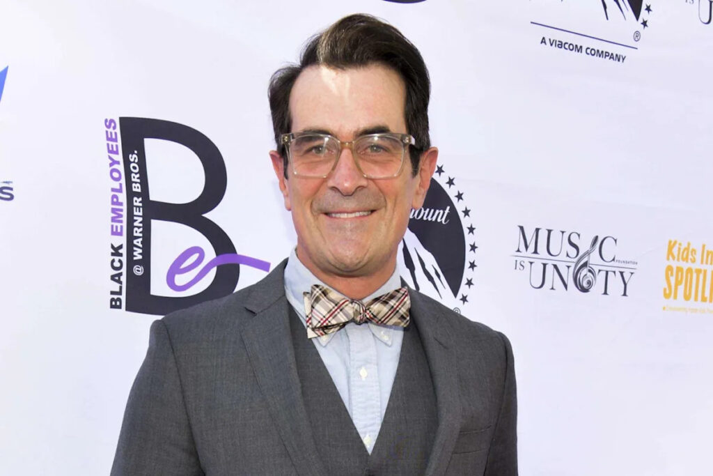 Why “Modern Family” star Ty Burrell left Hollywood for Utah: ‘No regrets’ Yahoo entertainment home
