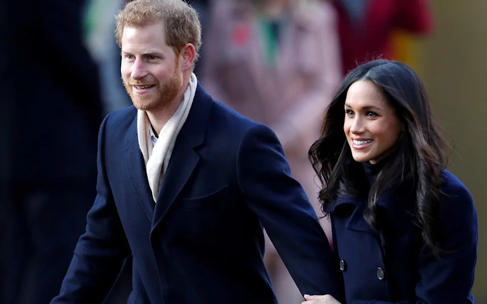 Britain's Prince Harry and his fiancee Meghan Markle arrive at an event in Nottingham, December 1, 2017. REUTERS/Eddie Keogh TPX IMAGES OF THE DAY - RC12F1BA11B0