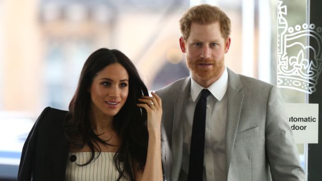Meghan Markle’s Walk Broke Royal Rule Even Before She Married Prince Harry, Expert Claims Yahoo entertainment home