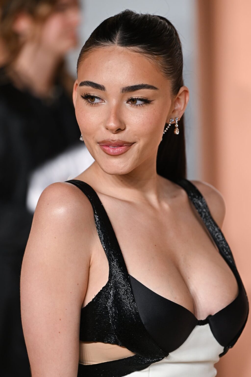 Madison Beer | 2025 Vanity Fair Oscar Party 2nd March 2025