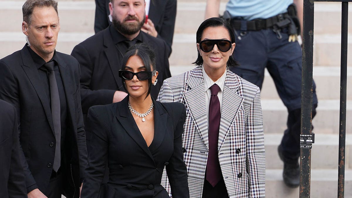 Kris Jenner and Kim Kardashian arrive at Paris court. 