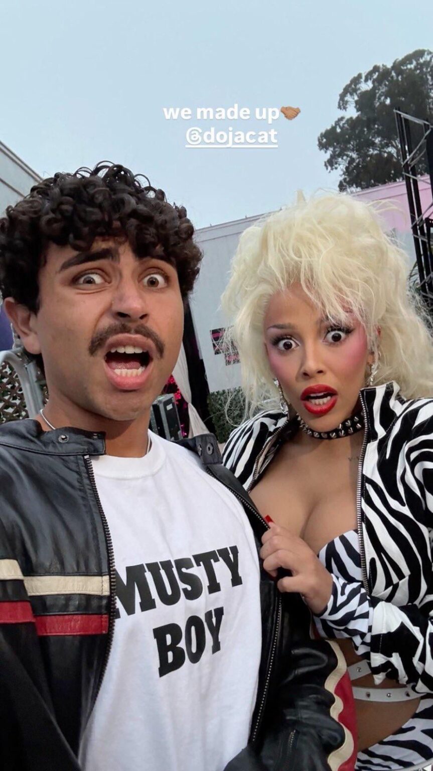 Doja Cat and the fan with the musty shirt have reconciled in new photo together after their infamous beef