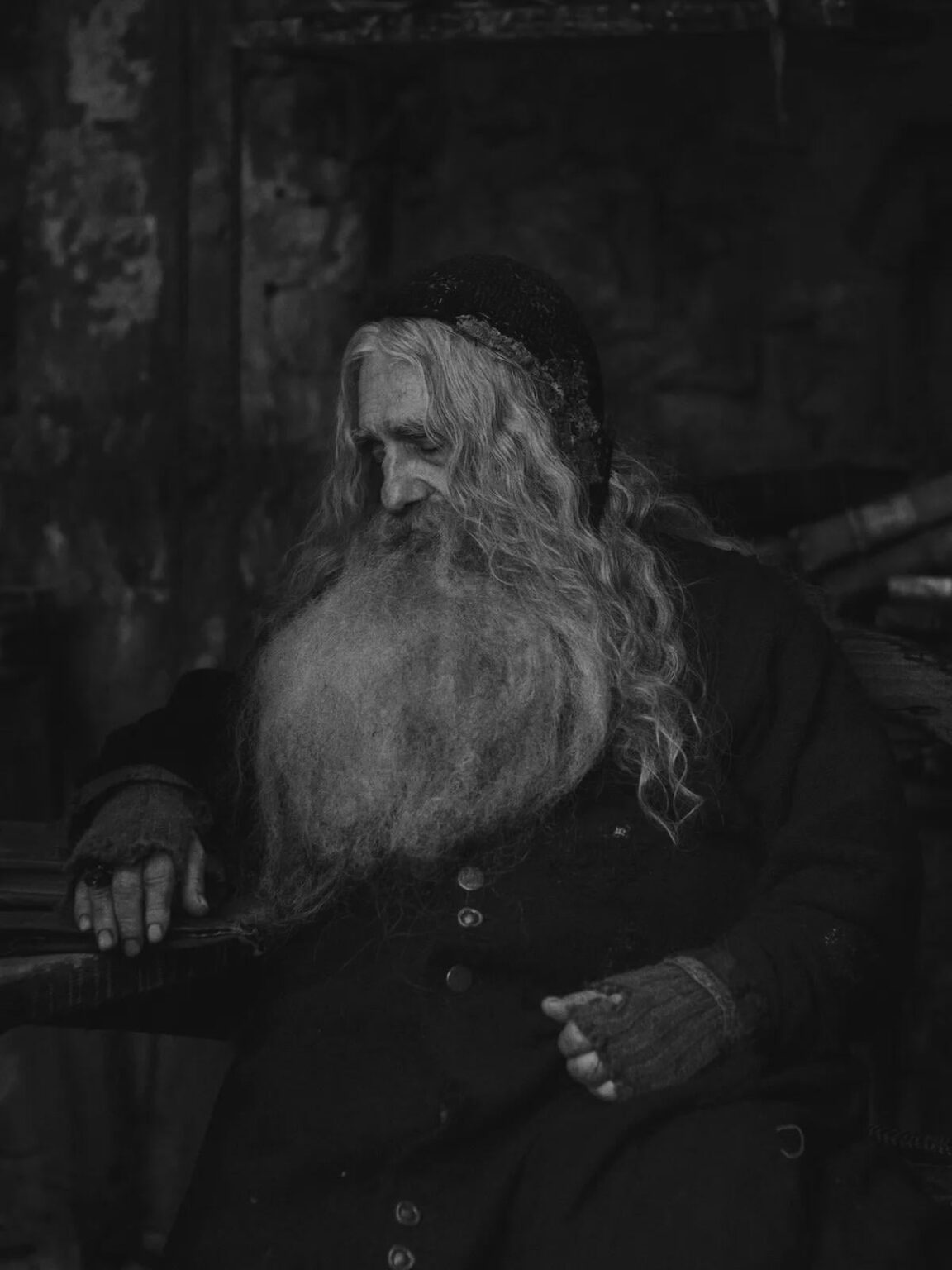 First Look at Martin Scorsese in Julian Schnabel's 'In the Hand of Dante'