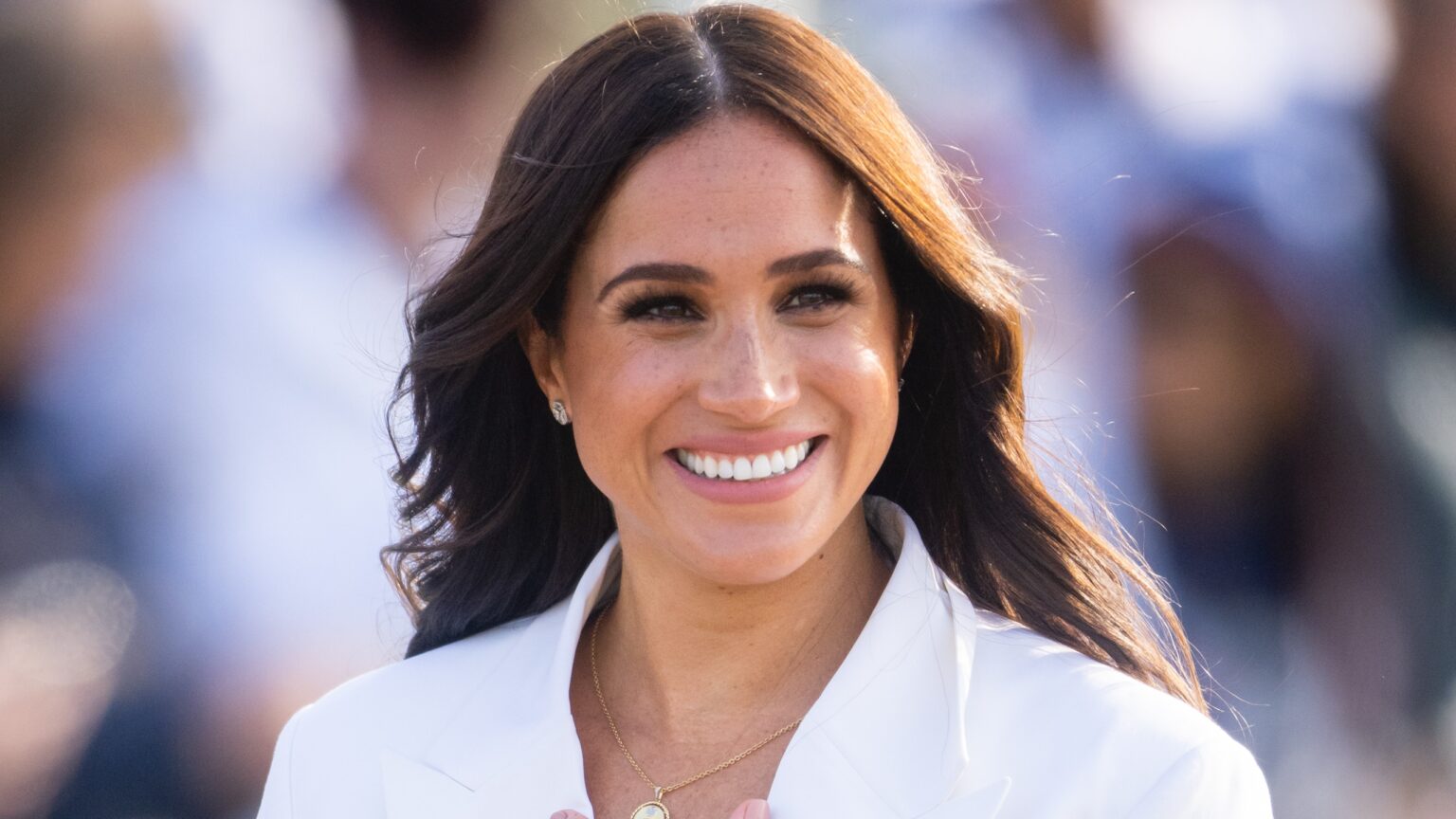 Meghan, Duchess of Sussex attends a reception for friends and family of competitors of the Invictus Games at Nations Home at Zuiderpark on April 15, 2022