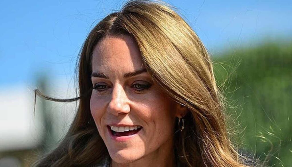 Kate Middleton’s sweet exchange with smart children: ‘No’ Kate Middleton's sweet exchange with smart children: 'No'