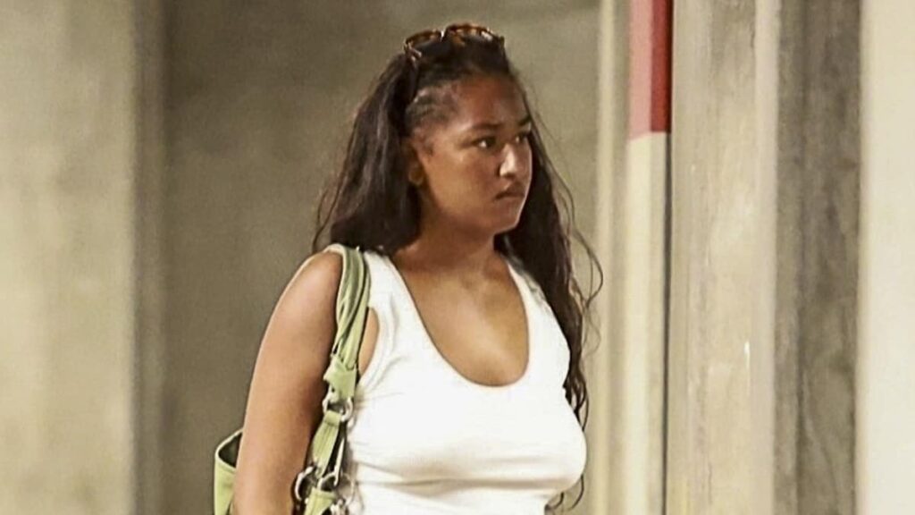 Sasha Obama celebrates Labor Day weekend in a crop top and tie-dyed skirt Sasha Obama celebrates Labor Day weekend in a crop top and tie-dyed skirt