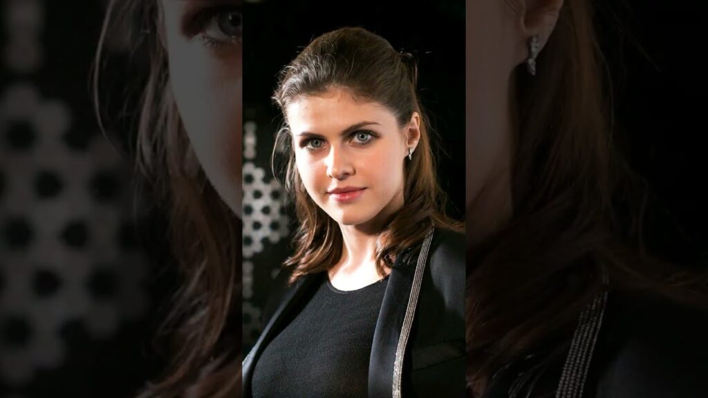 Hollywood Actress 💓 Alexandra Daddario ♥️ Beautiful Shorts Videos ♥️ #youtubeshorts #hollywood